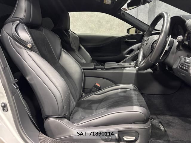 Lexus LC 2018-04 8284168-7