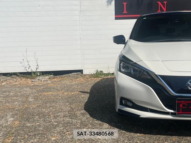 Nissan LEAF 2018-01 8277960-11
