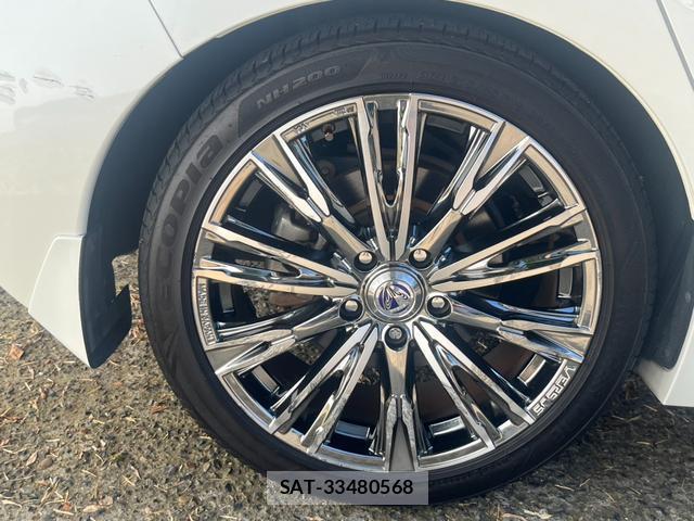 Nissan LEAF 2018-01 8277960-15