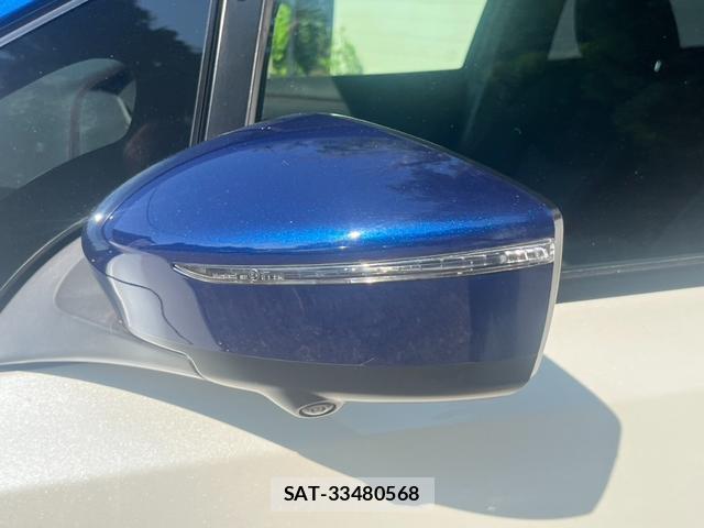 Nissan LEAF 2018-01 8277960-19