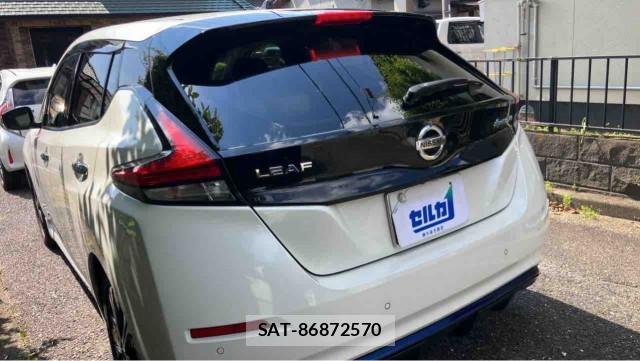 Nissan LEAF 2018-02 8282235-13