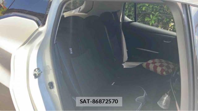 Nissan LEAF 2018-02 8282235-6
