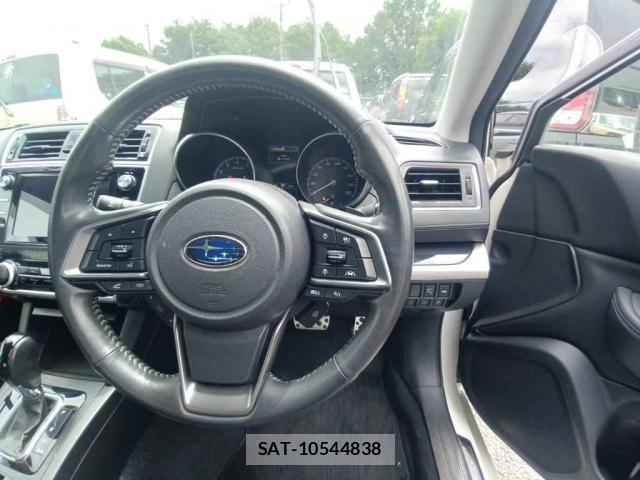 Subaru LEGACY B4 2019-06 8277004-2