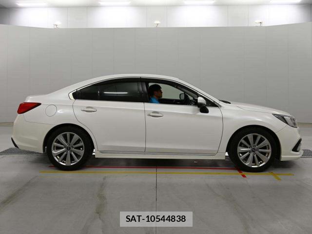 Subaru LEGACY B4 2019-06 8277004-7