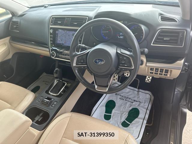 Subaru OUTBACK 2019-07 8277776-11