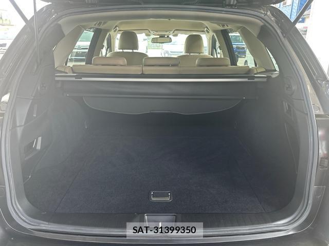 Subaru OUTBACK 2019-07 8277776-15