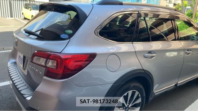 Subaru OUTBACK 2016-03 8280538-12