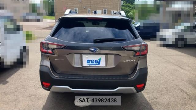 Subaru OUTBACK 2025-03 8280936-1