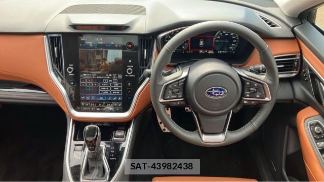 Subaru OUTBACK 2025-03 8280936-16