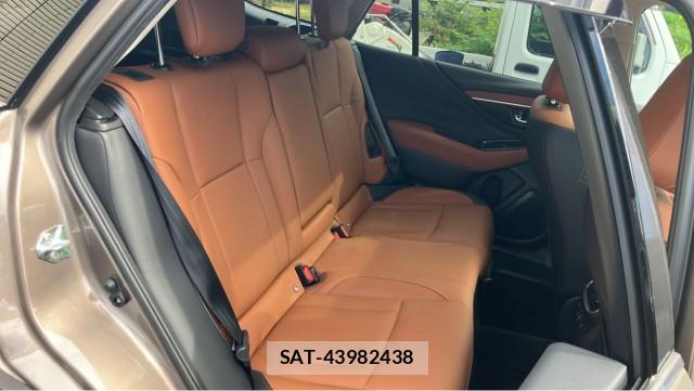 Subaru OUTBACK 2025-03 8280936-6