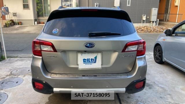 Subaru OUTBACK 2016-01 8281334-1