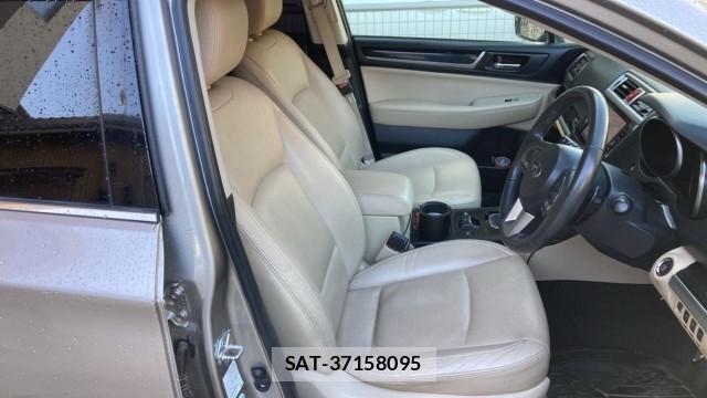 Subaru OUTBACK 2016-01 8281334-5