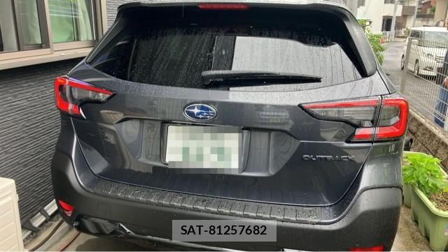 Subaru OUTBACK 2025-01 8281392-1