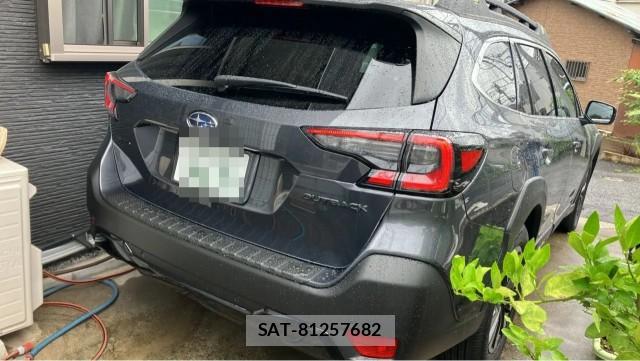 Subaru OUTBACK 2025-01 8281392-12
