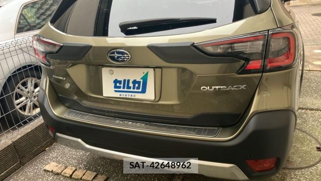 Subaru OUTBACK 2021-12 8281431-1