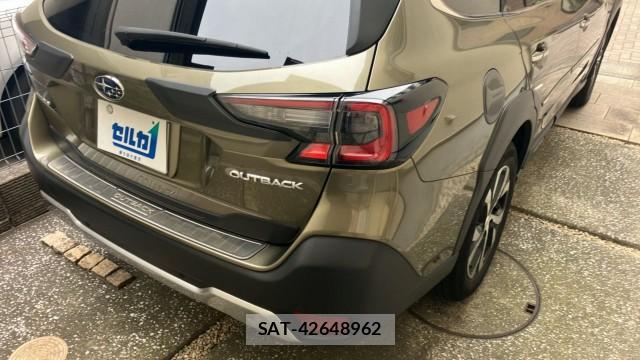 Subaru OUTBACK 2021-12 8281431-12
