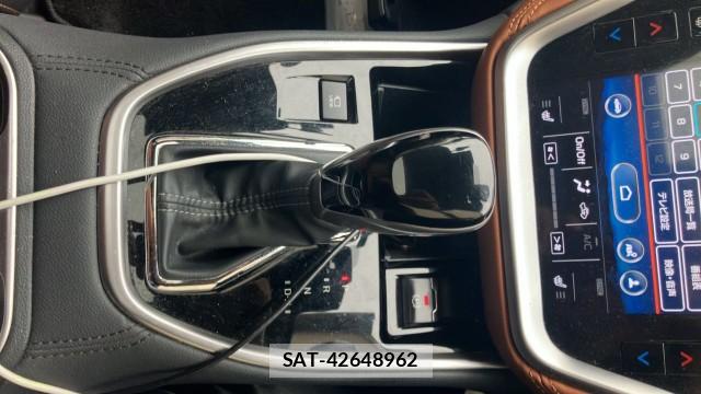 Subaru OUTBACK 2021-12 8281431-14
