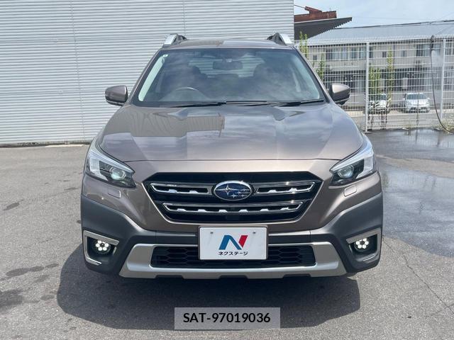 Subaru OUTBACK 2022-09 8282529-17