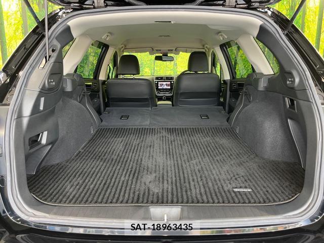 Subaru OUTBACK 2018-01 8284946-9