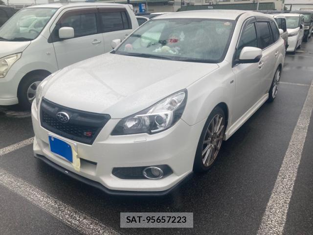 Subaru LEGACY TOURING WAGON 2013-03 8279682-1