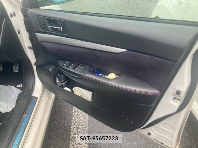 Subaru LEGACY TOURING WAGON 2013-03 8279682-11