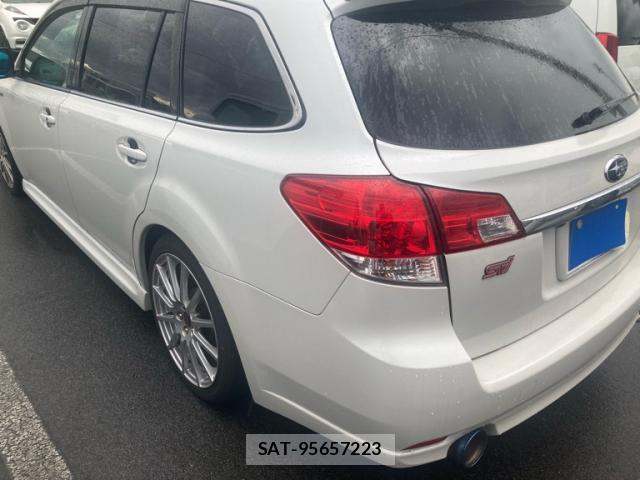 Subaru LEGACY TOURING WAGON 2013-03 8279682-3