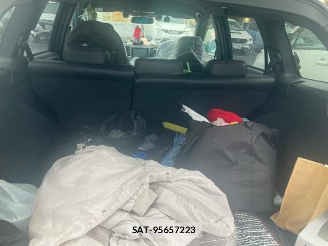 Subaru LEGACY TOURING WAGON 2013-03 8279682-6