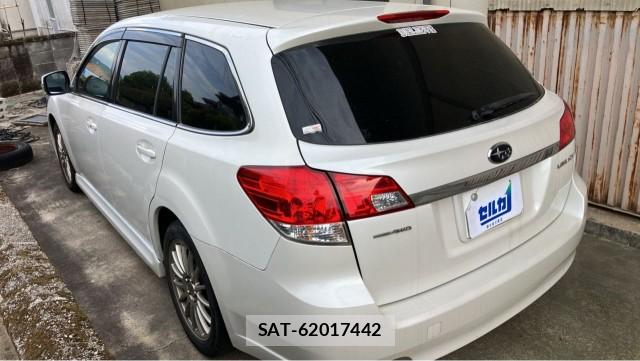 Subaru LEGACY TOURING WAGON 2012-03 8280458-13