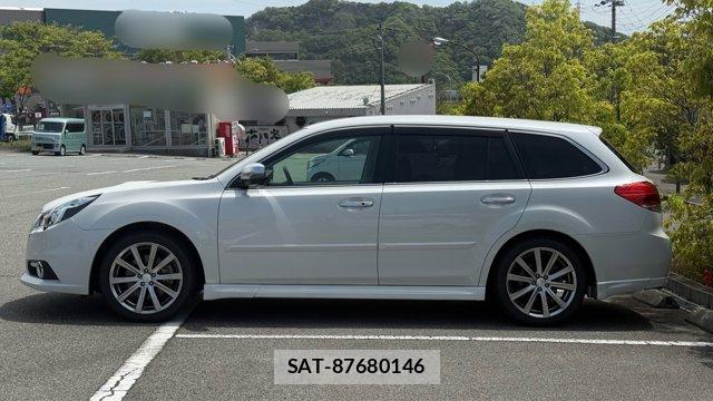 Subaru LEGACY TOURING WAGON 2013-03 8282241-9