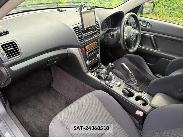 Subaru LEGACY TOURING WAGON 2007-10 8284068-5
