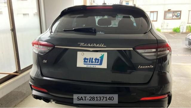 Maserati LEVANTE 2021-09 8280688-1
