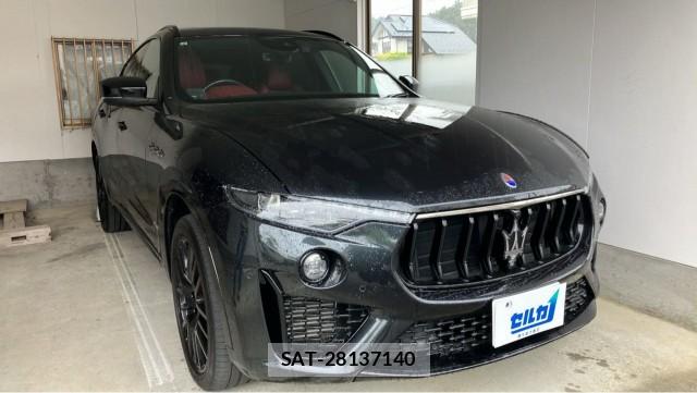 Maserati LEVANTE 2021-09 8280688-11