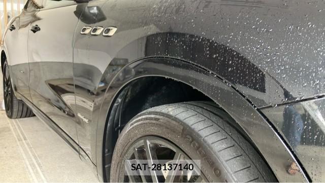 Maserati LEVANTE 2021-09 8280688-3
