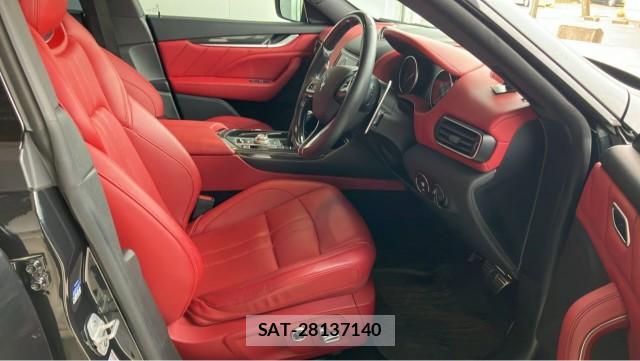 Maserati LEVANTE 2021-09 8280688-5
