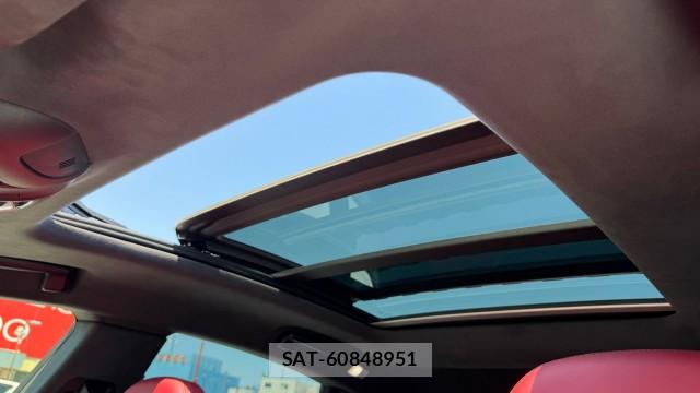 Maserati LEVANTE 2016-10 8281110-15