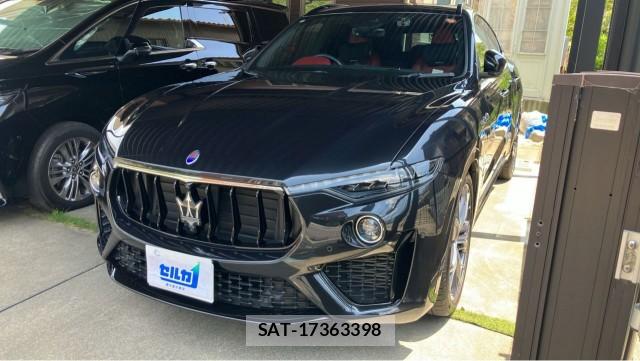Maserati LEVANTE 2021-03 8282461-11