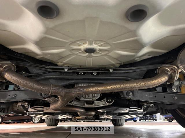 Subaru LEVORG 2015-08 8279297-19