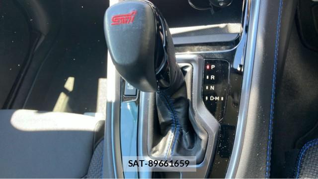 Subaru LEVORG 2021-12 8282416-14