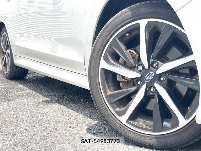 Subaru LEVORG 2021-10 8282815-12