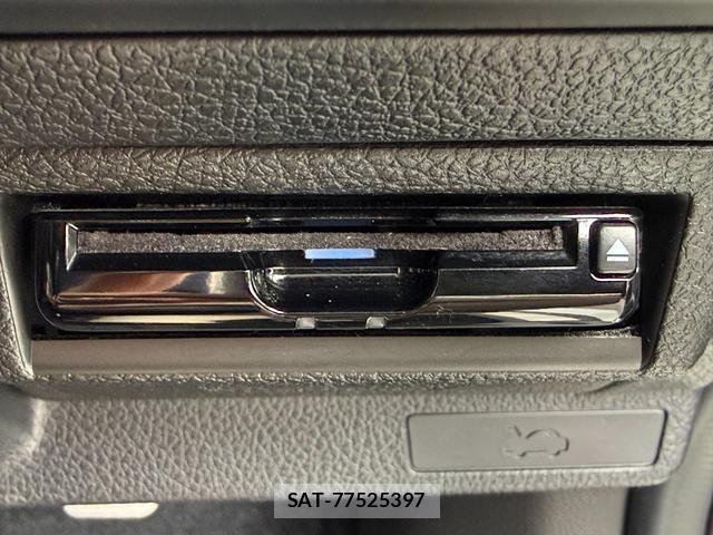 Subaru LEVORG 2017-09 8284095-17
