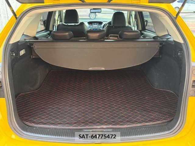 Subaru LEVORG 2017-09 8284465-13