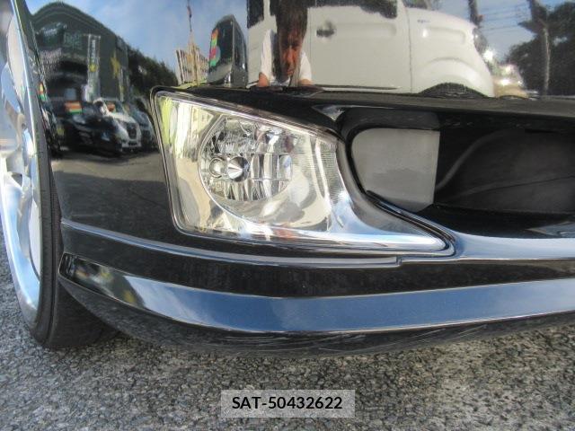 Lexus LS 2011-10 8280834-14