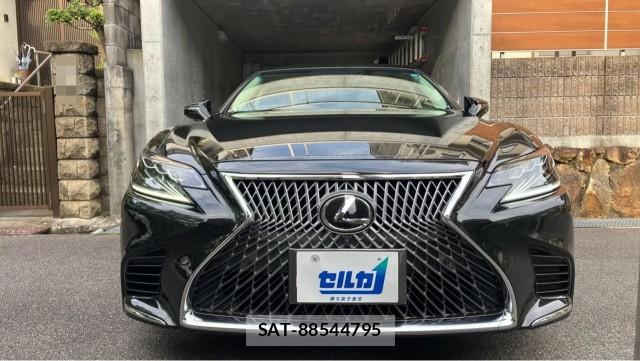 Lexus LS 2019-07 8281386-9
