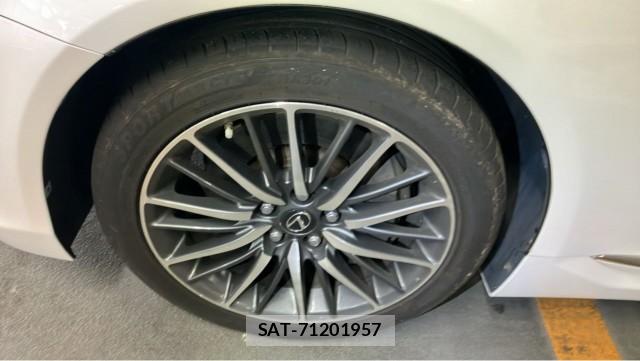 Lexus LS 2013-02 8281396-8