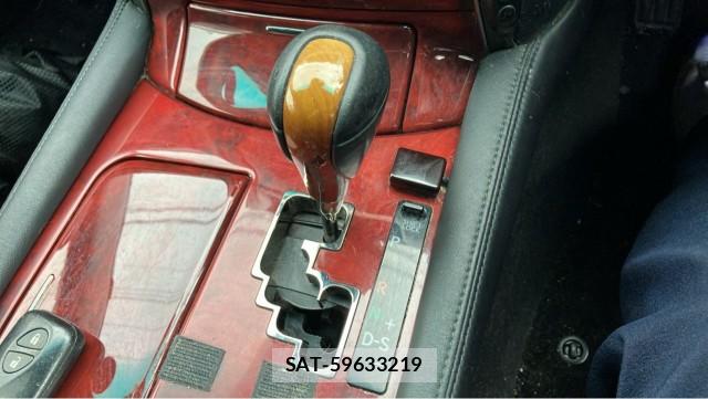Lexus LS 2008-02 8281459-14
