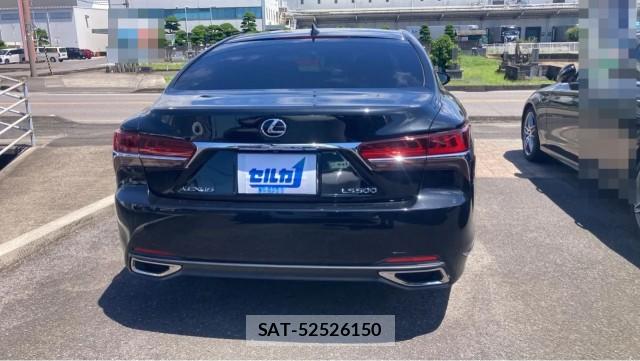 Lexus LS 2019-03 8281736-1