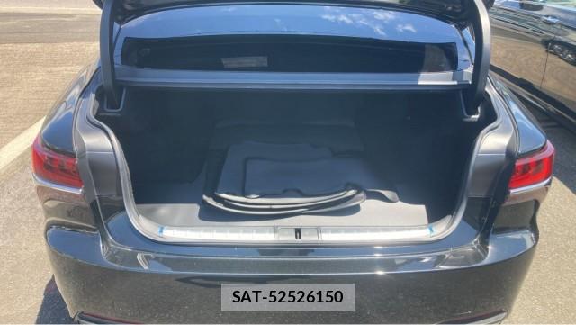 Lexus LS 2019-03 8281736-17