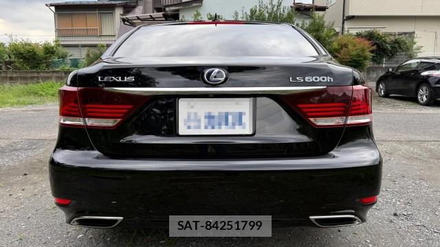 Lexus LS 2013-02 8282450-1