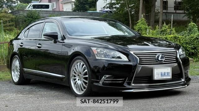 Lexus LS 2013-02 8282450-10