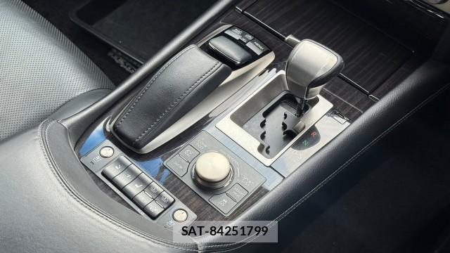 Lexus LS 2013-02 8282450-13